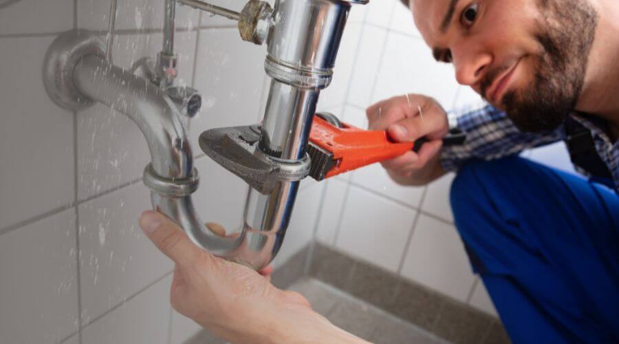 Professional same day plumber services in Linden, IN